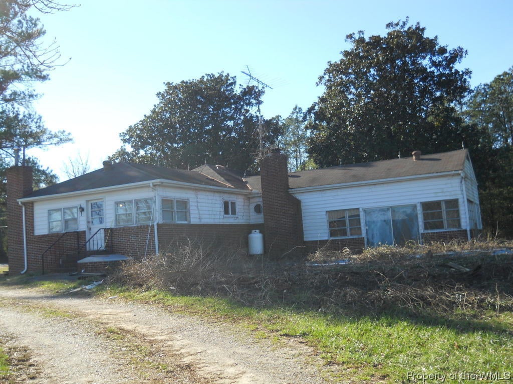 7600 Ruthville Road Providence Forge, VA 23140 - Photo 5 of 14 Gallery Image 5