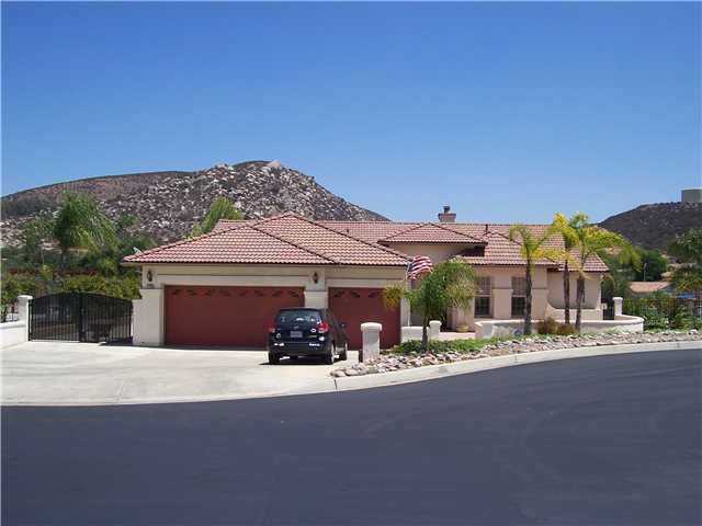 17235 Rising Dale Way Ramona, CA 92065 - Photo 2 of 20 Gallery Image 2