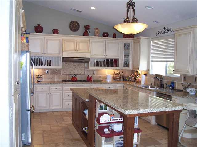 17235 Rising Dale Way Ramona, CA 92065 - Photo 3 of 20 Gallery Image 3