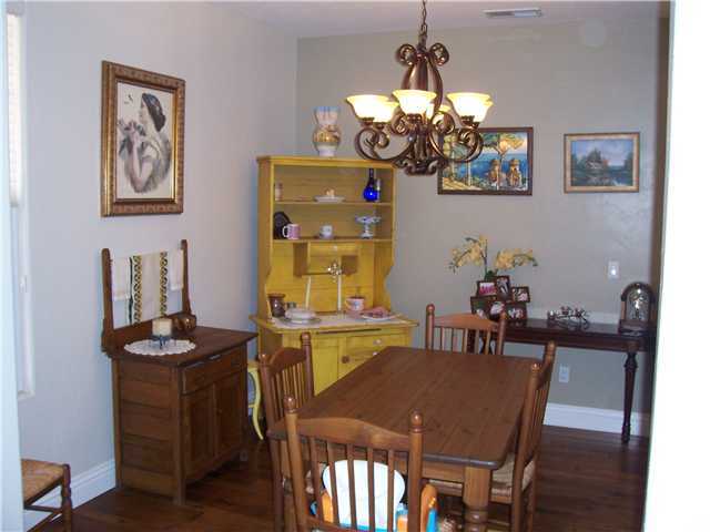 17235 Rising Dale Way Ramona, CA 92065 - Photo 9 of 20 Gallery Image 9