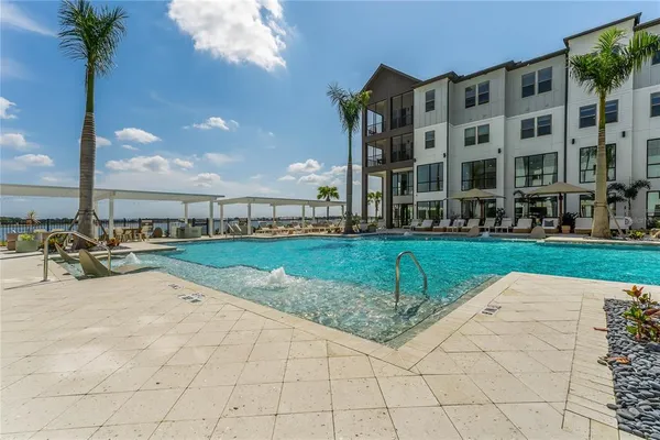 $1,705 | 1420 Lakefront Drive, Unit 6110, Sarasota, FL 34240