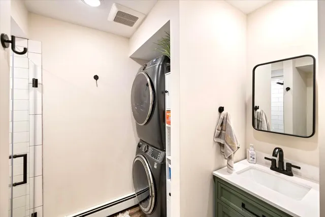 $769,900 | 36318 Lakeland Road, Sturgeon Lake, MN 55783