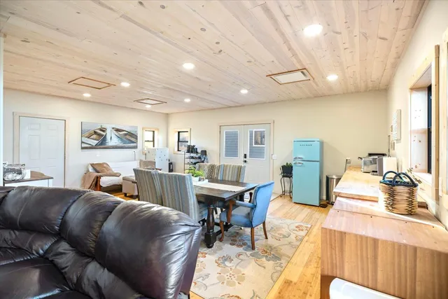 $769,900 | 36318 Lakeland Road, Sturgeon Lake, MN 55783