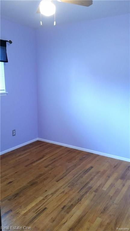 11124 Engleman Road Warren, MI 48089 - Photo 22 of 32