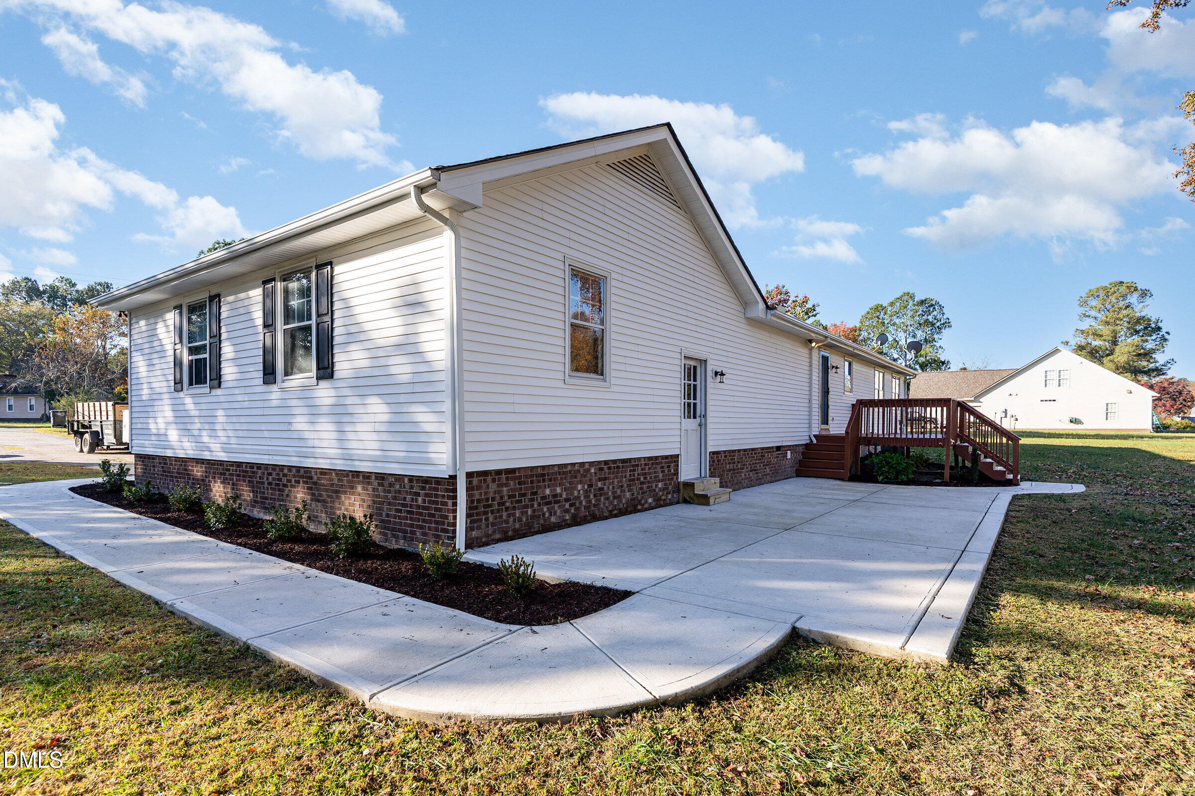 2600 Jack Road Clayton, NC 27520 - Photo 33 of 36 027_wag01159-edit_538