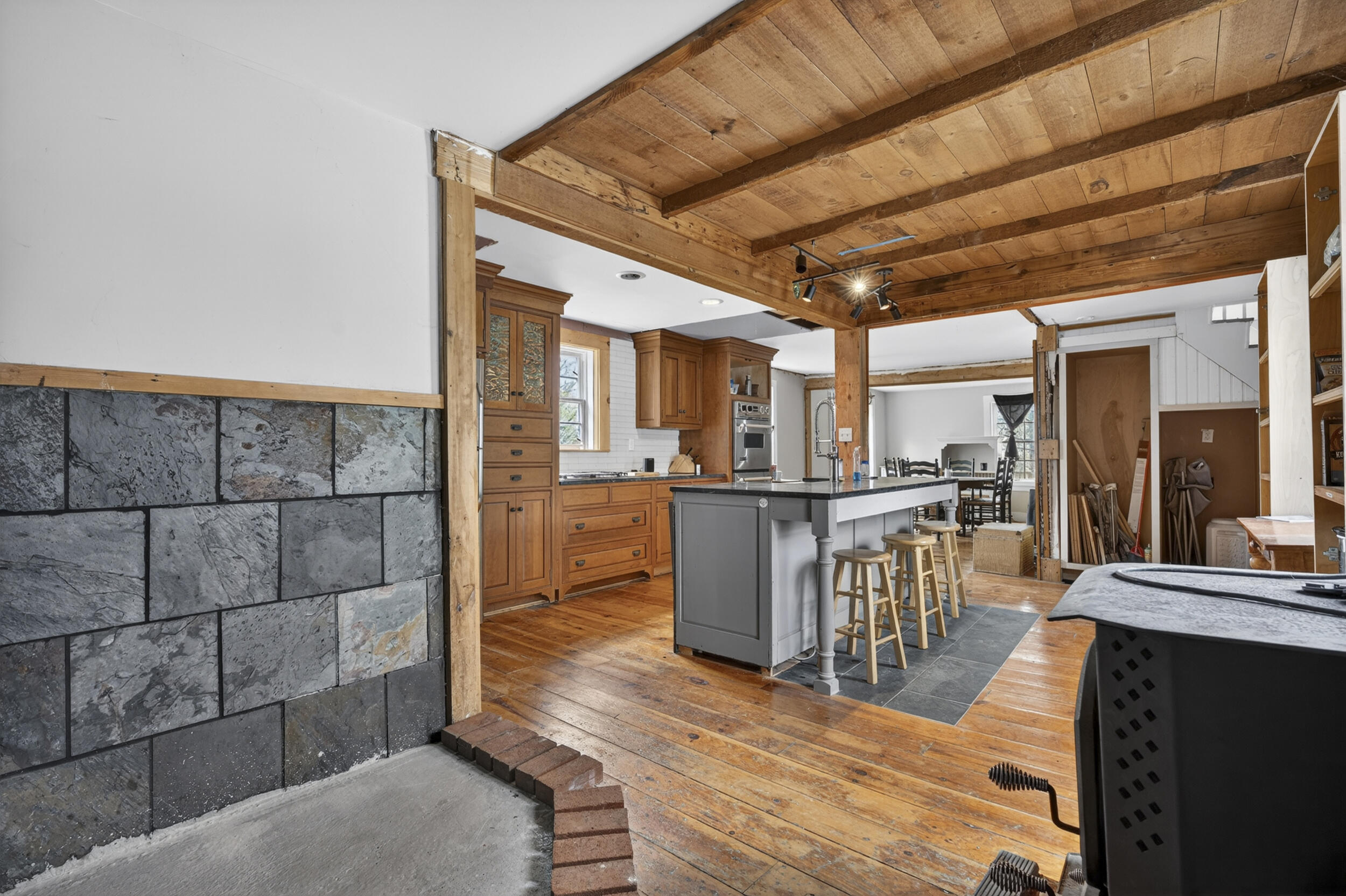 2071 Main Street Hanover, ME 04237 - Photo 10 of 44