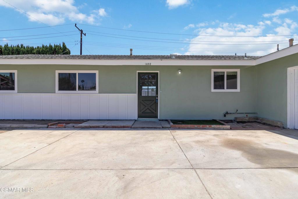 1692 Alviso Street Simi Valley, CA 93065 - Photo 3 of 22