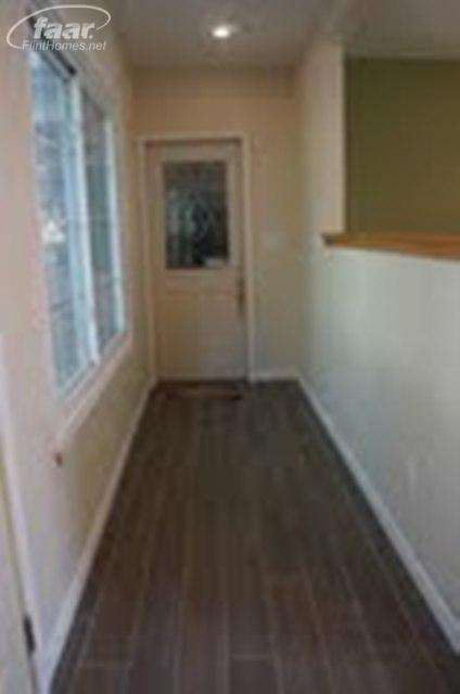 12359 White Lake Road Fenton, MI 48430 - Photo 17 of 26 20365309-16.JPG