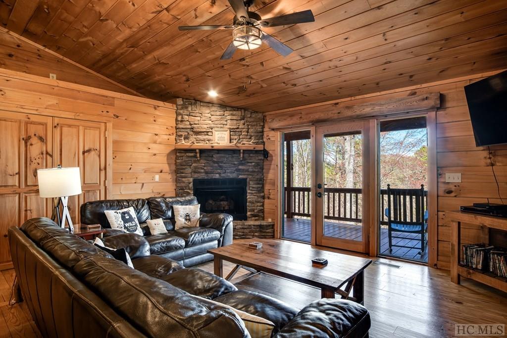 674 Sanders Road Franklin, NC 28734 - Photo 8 of 61 Gallery Image 8