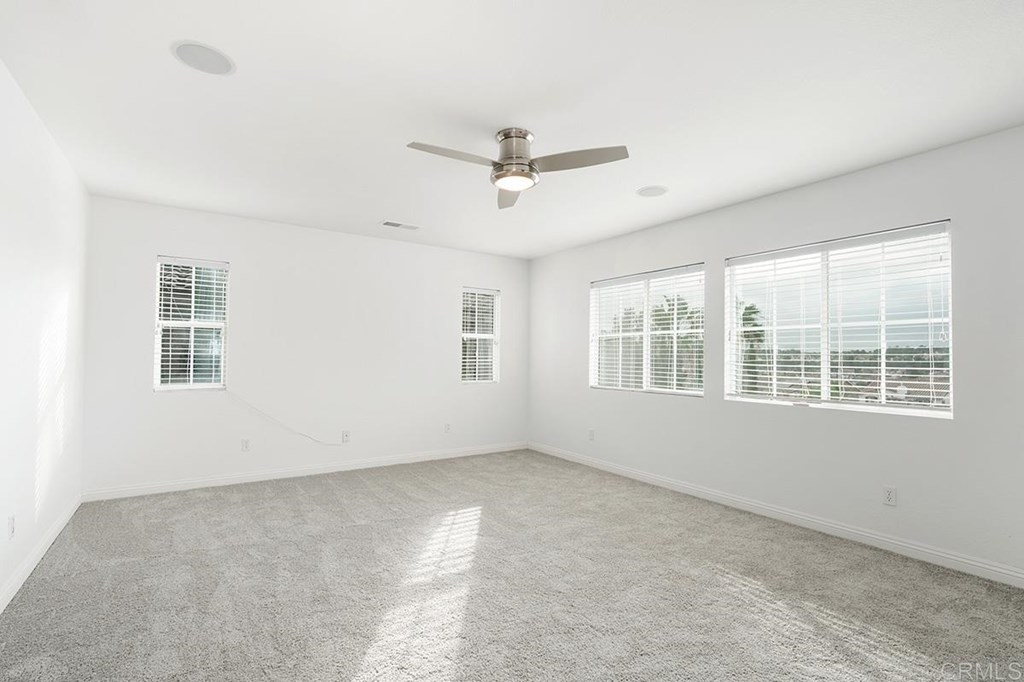 1238 Silver Hawk Way Chula Vista, CA 91915 - Photo 17 of 56