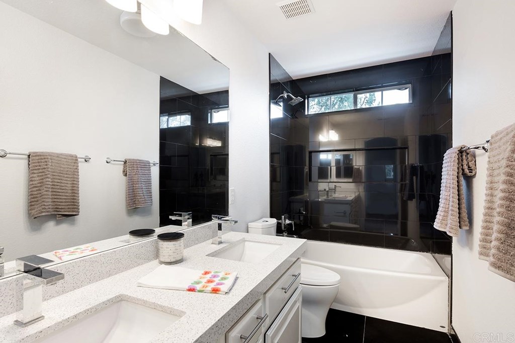 1238 Silver Hawk Way Chula Vista, CA 91915 - Photo 27 of 56