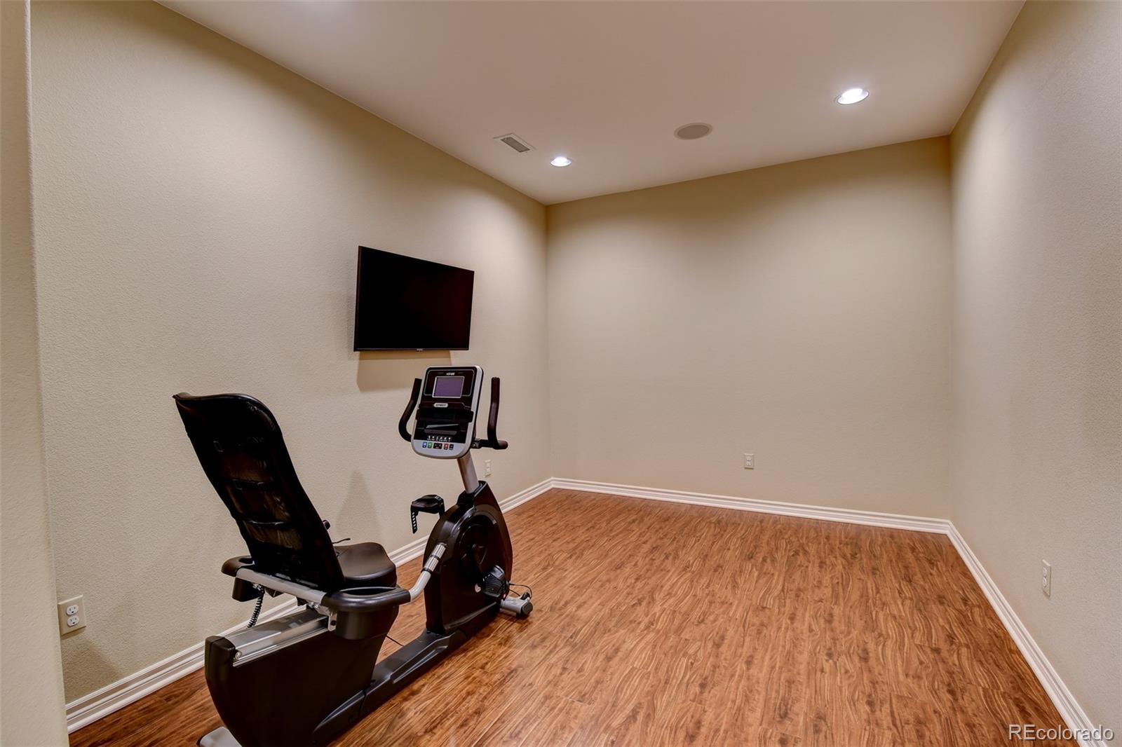 9339 Viaggio Way Highlands Ranch, CO 80126 - Photo 36 of 50
