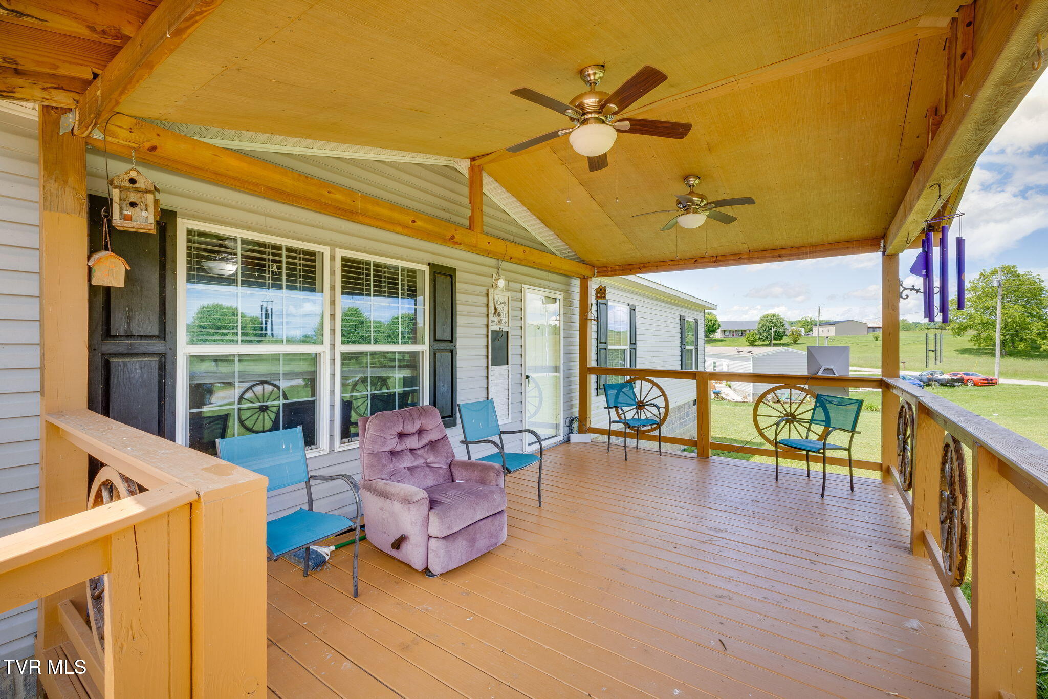 850 Quaker Knob Road Chuckey, TN 37641 - Photo 5 of 42 004