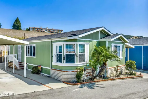 $199,000 | 11401 Topanga Canyon Boulevard, Unit 8, Chatsworth, CA 91311
