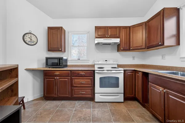 $449,000 | 220 M And M Road, Middletown, NY 10940