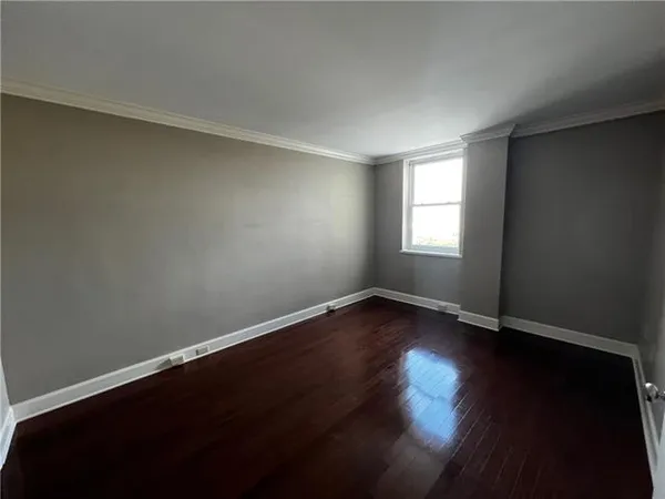 $1,300 | 1205 St Charles Avenue, Unit 802, New Orleans, LA 70130