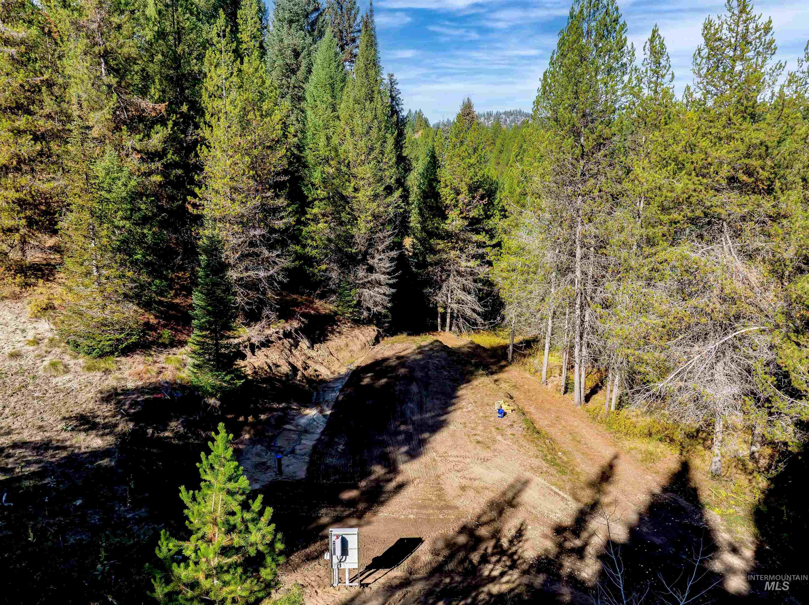 201 Tripod View Cascade, ID 83611 - Photo 17 of 41 Aerial view