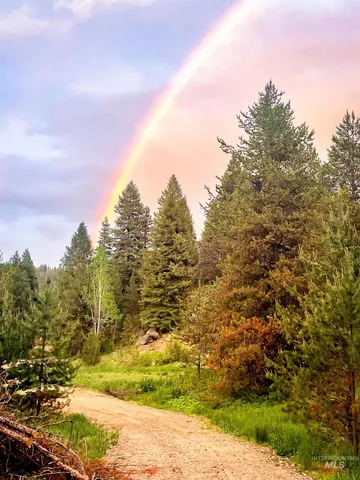 $499,000 | 201 Tripod View, Cascade, ID 83611