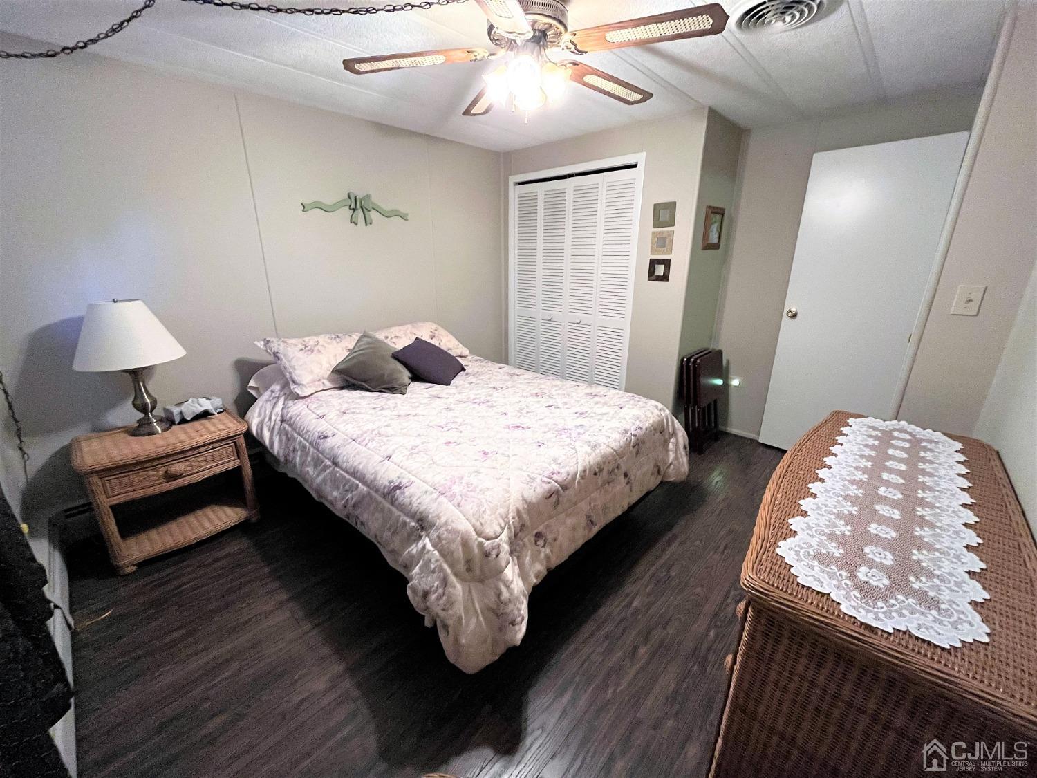 56 Whitman Road North Brunswick, NJ 08902 - Photo 19 of 28 Gallery Image 19