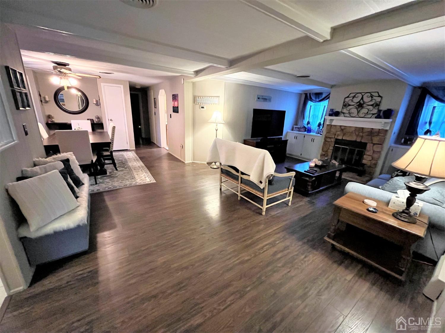 56 Whitman Road North Brunswick, NJ 08902 - Photo 8 of 28 Gallery Image 8