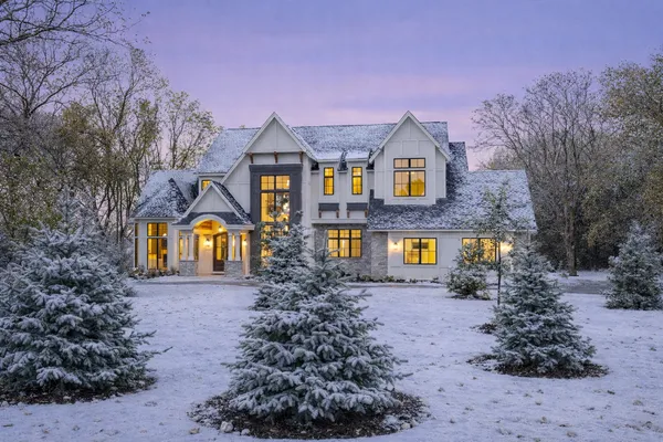 $2,295,000 | 9414 Highway 12, Independence, MN 55328