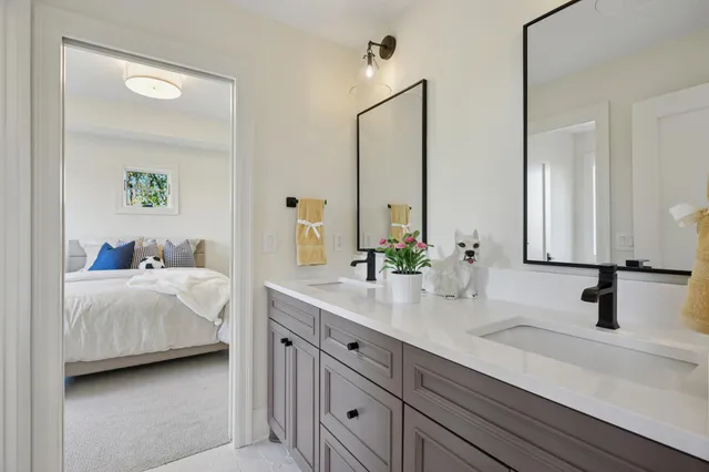 $2,295,000 | 9414 Highway 12, Independence, MN 55328