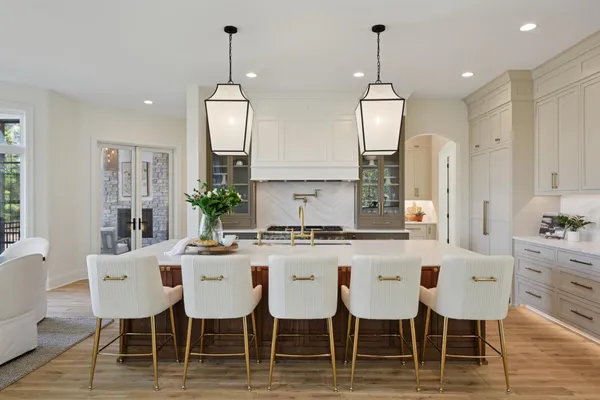 $2,295,000 | 9414 Highway 12, Independence, MN 55328