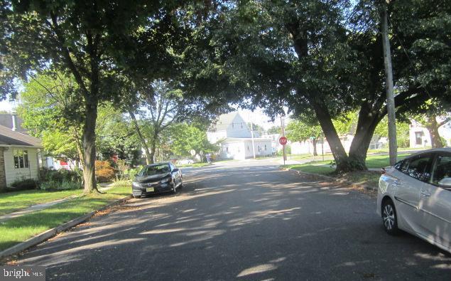615 Hickory Street Delanco, NJ 08075 - Photo 15 of 40