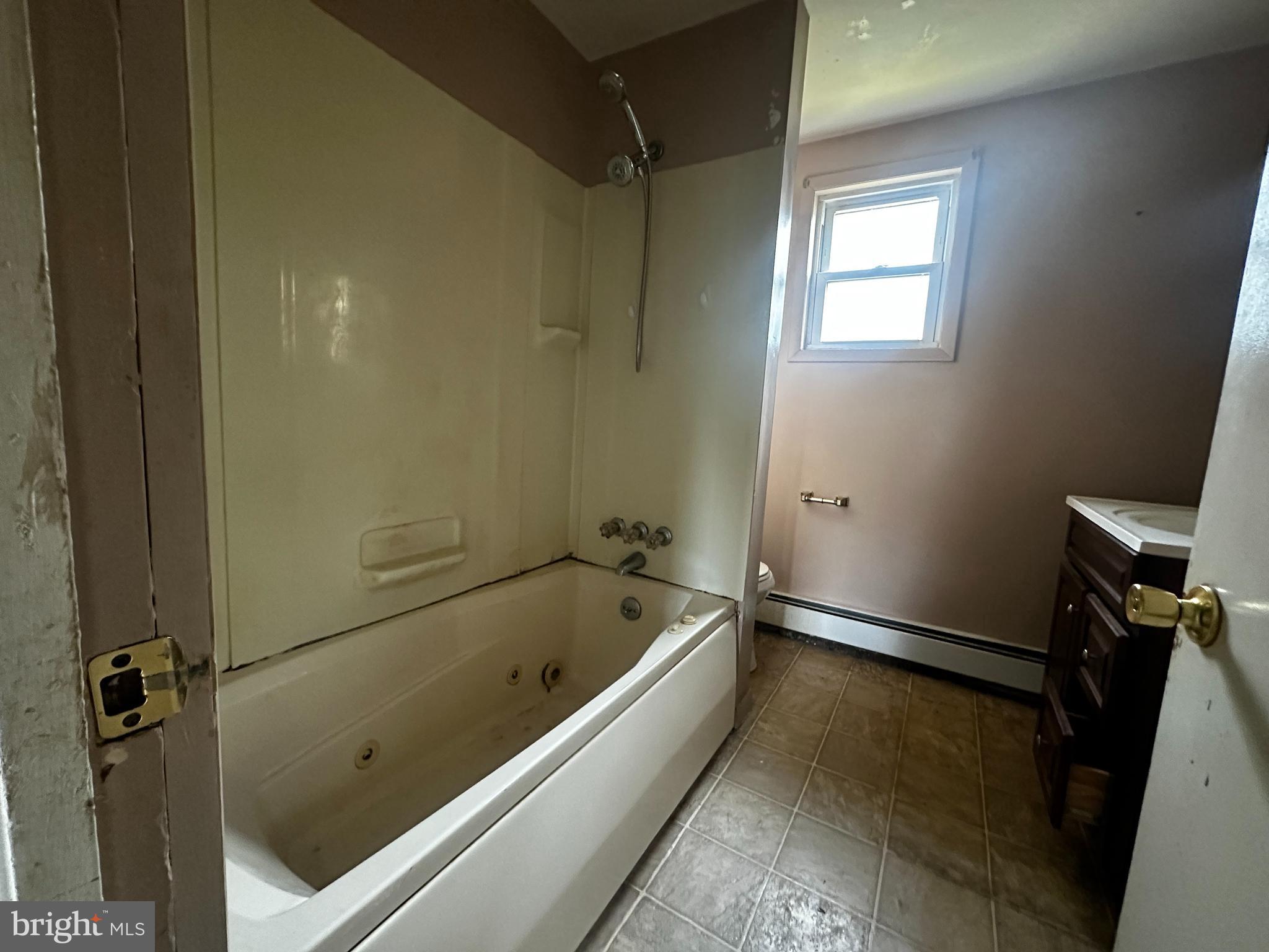 615 Hickory Street Delanco, NJ 08075 - Photo 7 of 40