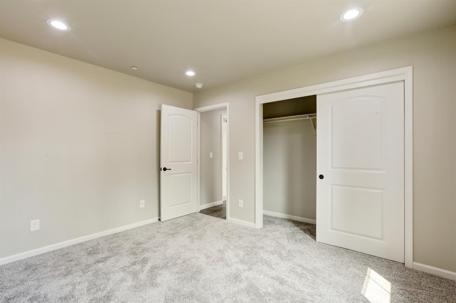 2089 North Spruce Road Exeter, CA 93221 - Photo 13 of 26 Gallery Image 13