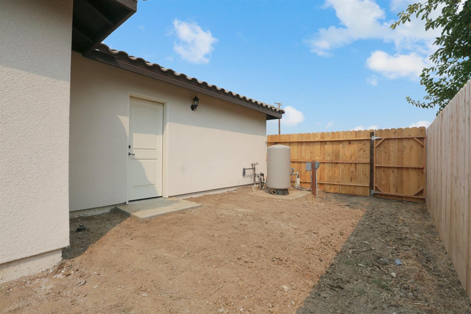 2089 North Spruce Road Exeter, CA 93221 - Photo 23 of 26 Gallery Image 23