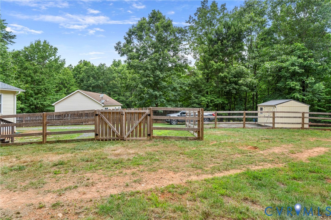 95 B-A-H Road Scottsville, VA 24590 - Photo 25 of 29