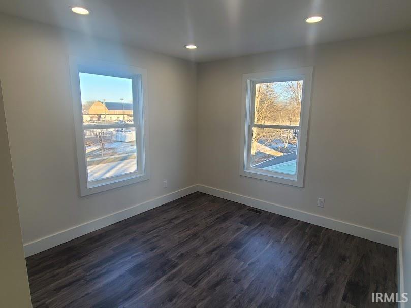 511 West Boston Street Syracuse, IN 46567 - Photo 13 of 20 Gallery Image 13