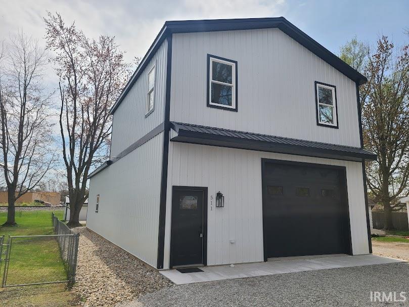 511 West Boston Street Syracuse, IN 46567 - Photo 2 of 20 Gallery Image 2