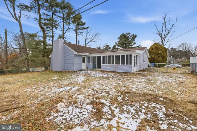 $399,777 | 2 Buckingham Drive, Willingboro, NJ 08046