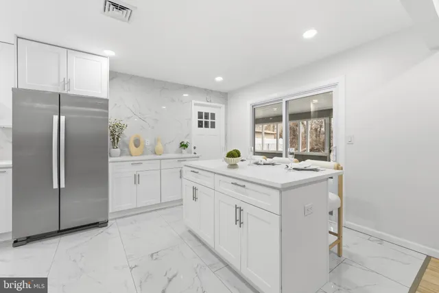 $399,777 | 2 Buckingham Drive, Willingboro, NJ 08046