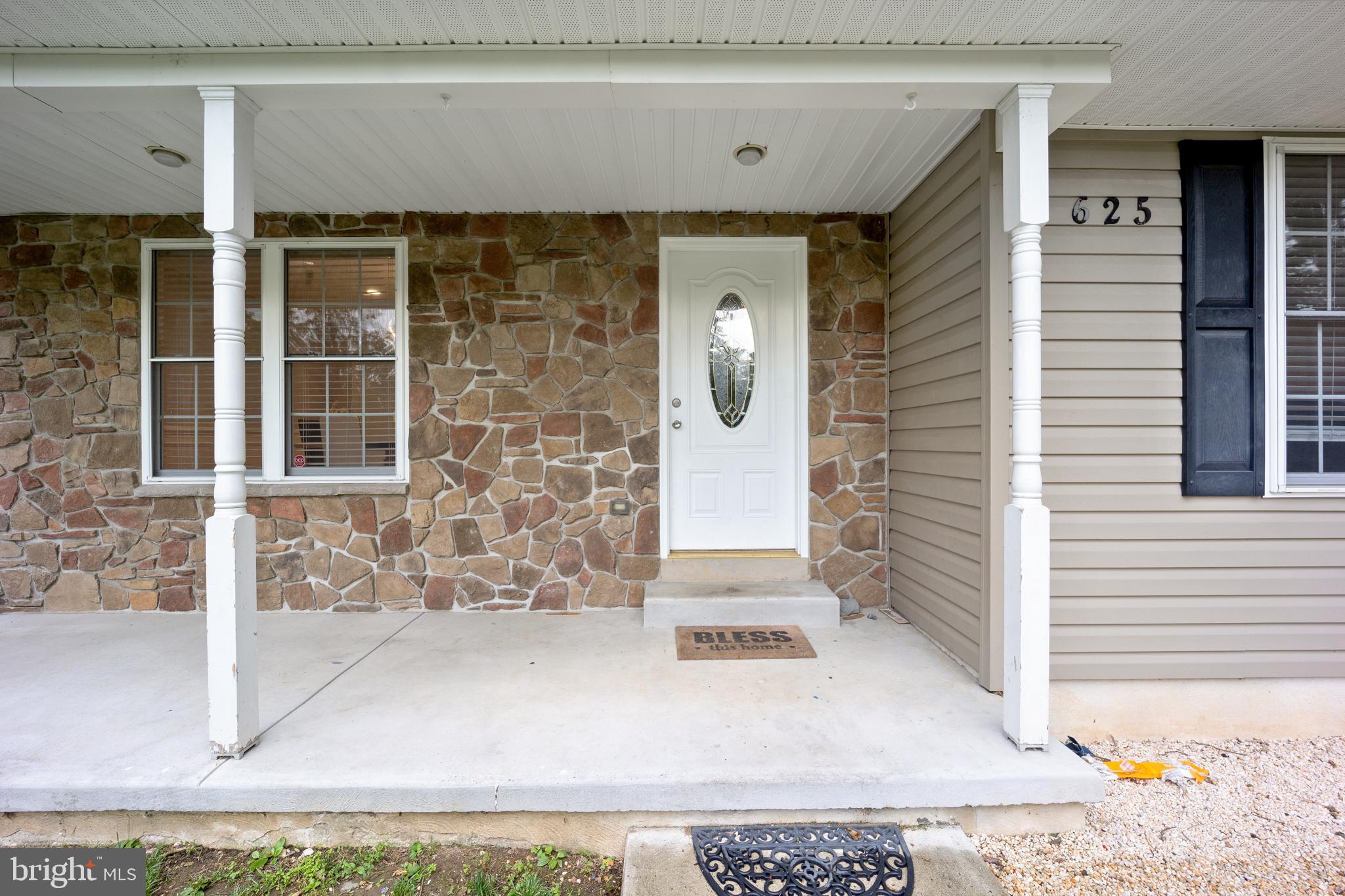 625 Kleckner Road Bensalem, PA 19020 - Photo 4 of 35 Gallery Image 4