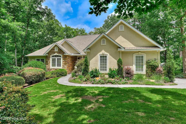 $617,500 | 322 Hancock Circle, McCormick, SC 29835