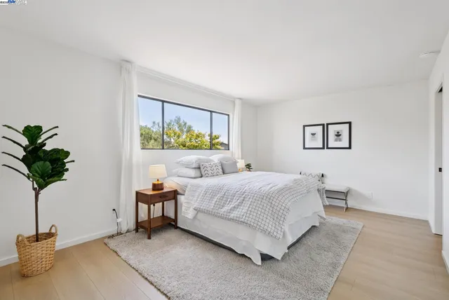 $797,000 | 1230 Ballena Boulevard, Alameda, CA 94501