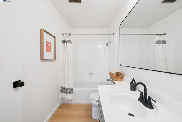 $797,000 | 1230 Ballena Boulevard, Alameda, CA 94501