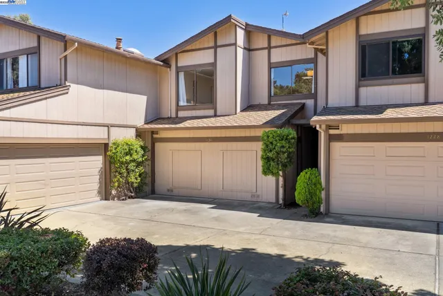 $797,000 | 1230 Ballena Boulevard, Alameda, CA 94501