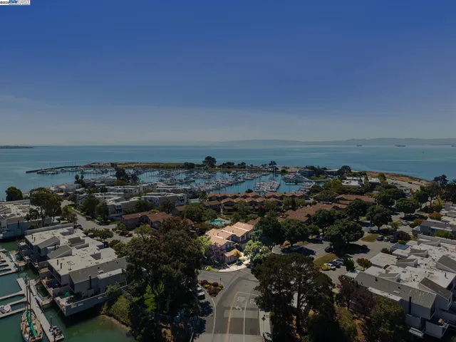 $797,000 | 1230 Ballena Boulevard, Alameda, CA 94501