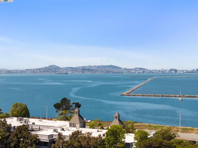 $797,000 | 1230 Ballena Boulevard, Alameda, CA 94501