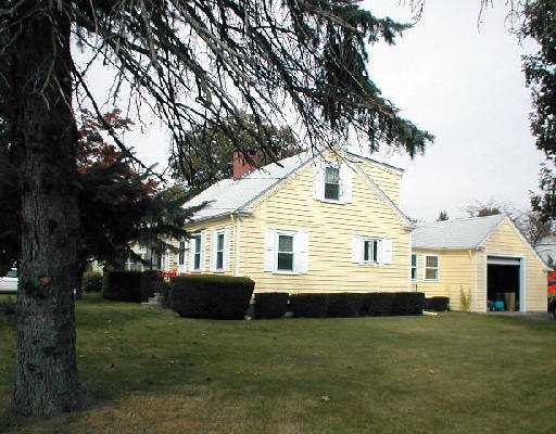 24 Somerset Road Cranston, RI 02910 - Photo 2 of 2 Other.