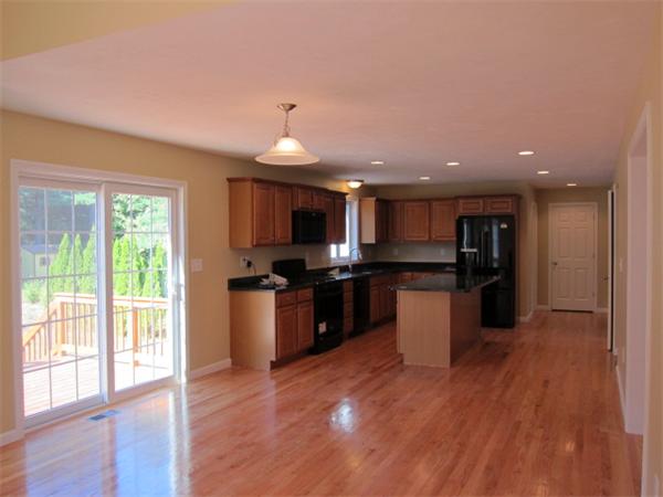 47 Bellflower Road Billerica, MA 01821 - Photo 3 of 17