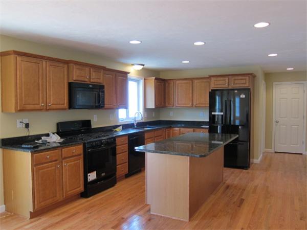 47 Bellflower Road Billerica, MA 01821 - Photo 4 of 17