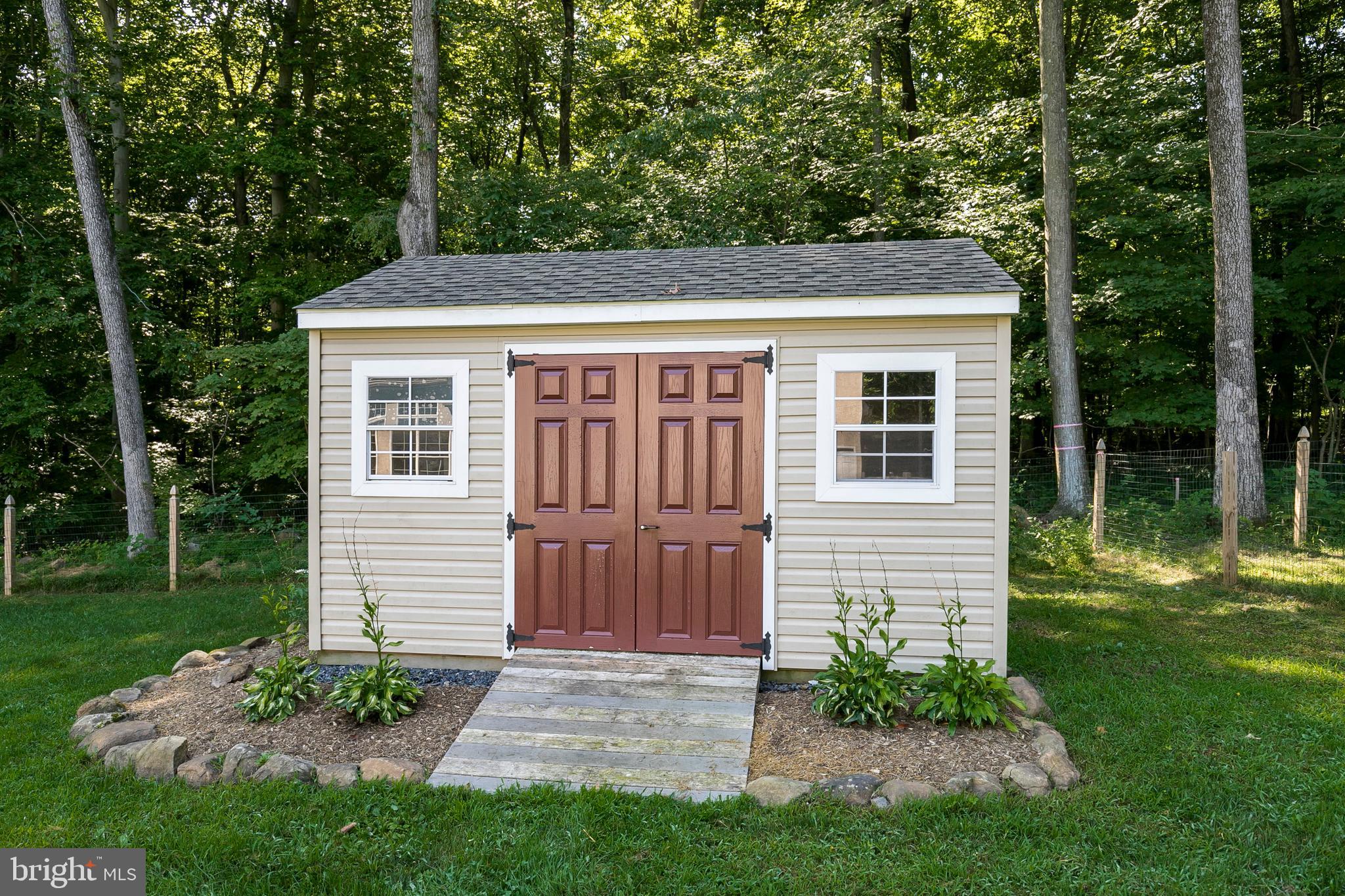 654 Kulp Road Perkiomenville, PA 18074 - Photo 11 of 48 Gallery Image 11