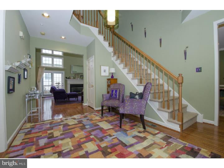 9 Riders Run Newtown Square, PA 19073 - Photo 3 of 25 Foyer