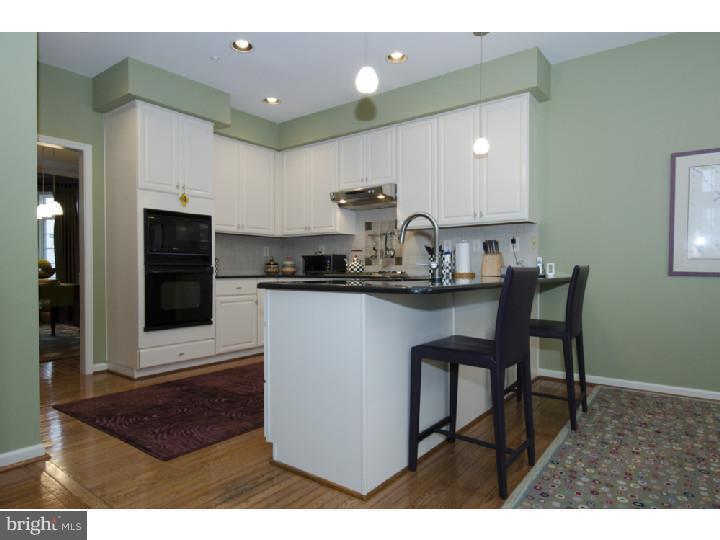 9 Riders Run Newtown Square, PA 19073 - Photo 7 of 25 Kitchen