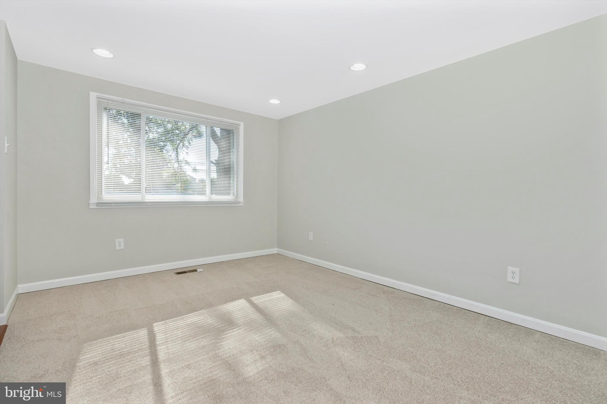 8559 Winands Road Randallstown, MD 21133 - Photo 14 of 44 Office/Playroom